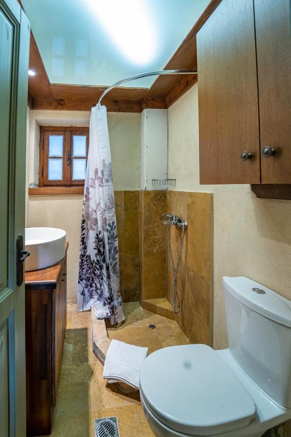 Maisonette Korfes-Κορφές-Μ Δύο Αυτόνομοι Όρoφοι Της Βίλας Κορφές Για Οικογένειες Και Μικρές Παρέες Karpenísion エクステリア 写真