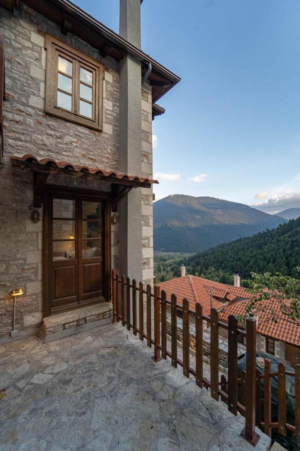 Maisonette Korfes-Κορφές-Μ Δύο Αυτόνομοι Όρoφοι Της Βίλας Κορφές Για Οικογένειες Και Μικρές Παρέες Karpenísion エクステリア 写真