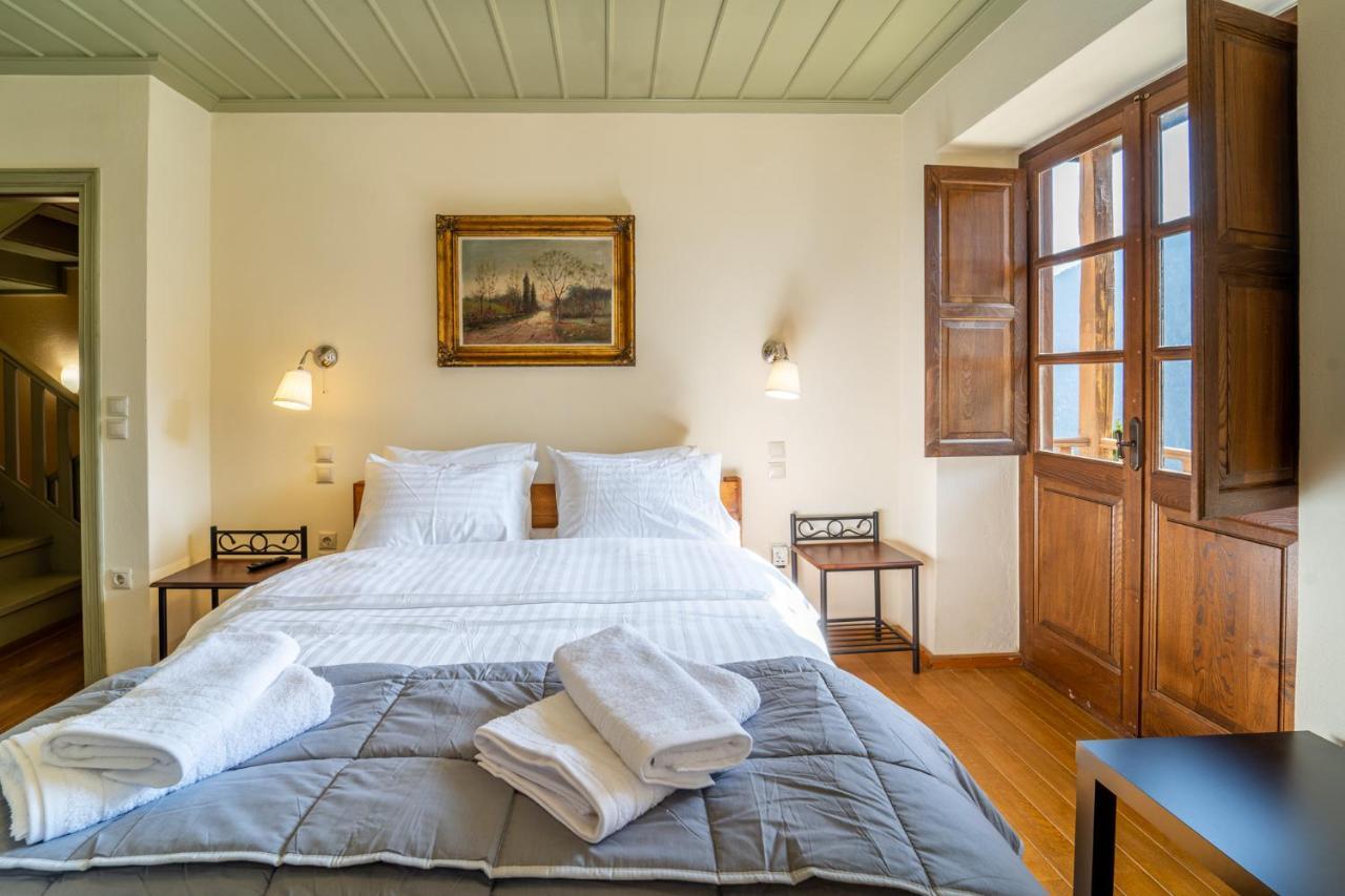Maisonette Korfes-Κορφές-Μ Δύο Αυτόνομοι Όρoφοι Της Βίλας Κορφές Για Οικογένειες Και Μικρές Παρέες Karpenísion エクステリア 写真