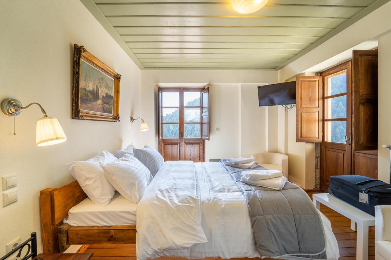 Maisonette Korfes-Κορφές-Μ Δύο Αυτόνομοι Όρoφοι Της Βίλας Κορφές Για Οικογένειες Και Μικρές Παρέες Karpenísion エクステリア 写真