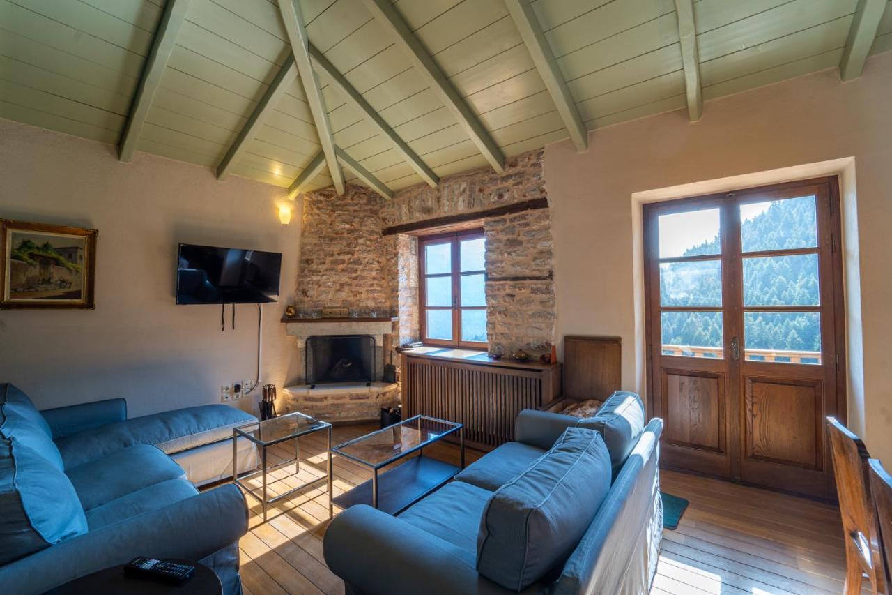 Maisonette Korfes-Κορφές-Μ Δύο Αυτόνομοι Όρoφοι Της Βίλας Κορφές Για Οικογένειες Και Μικρές Παρέες Karpenísion エクステリア 写真