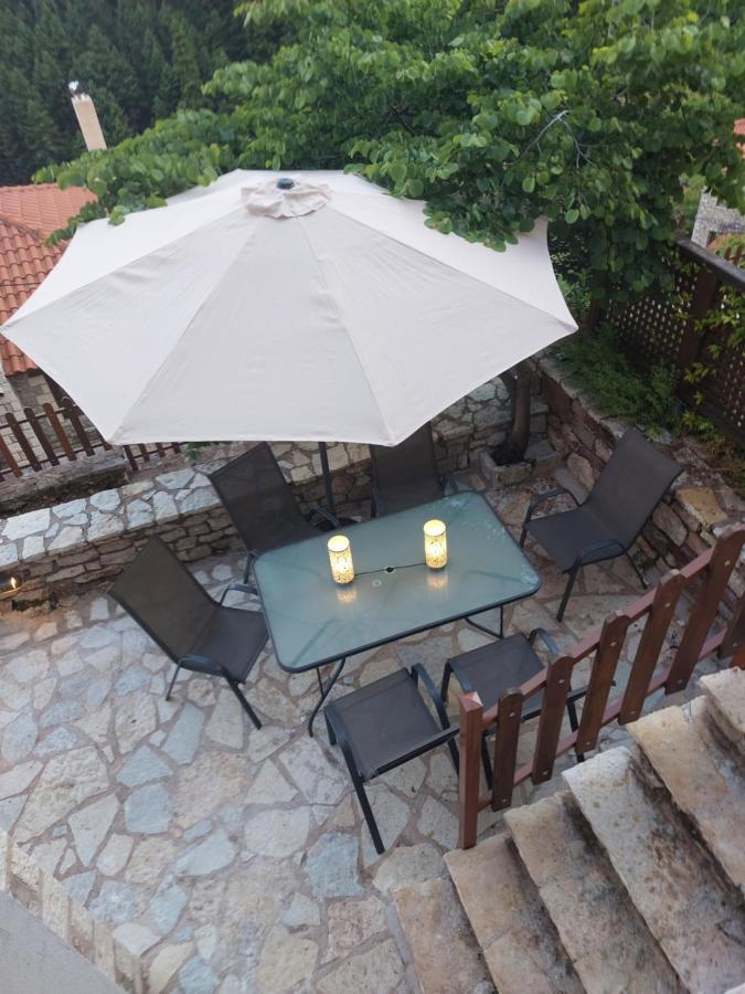 Maisonette Korfes-Κορφές-Μ Δύο Αυτόνομοι Όρoφοι Της Βίλας Κορφές Για Οικογένειες Και Μικρές Παρέες Karpenísion エクステリア 写真